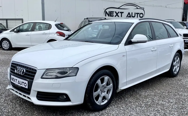 Audi A4 AVANT B8 2.0 TDI 143HP Image 1