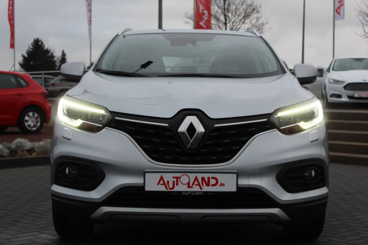 Renault Kadjar 1.3 TCe Limited...  Image 2