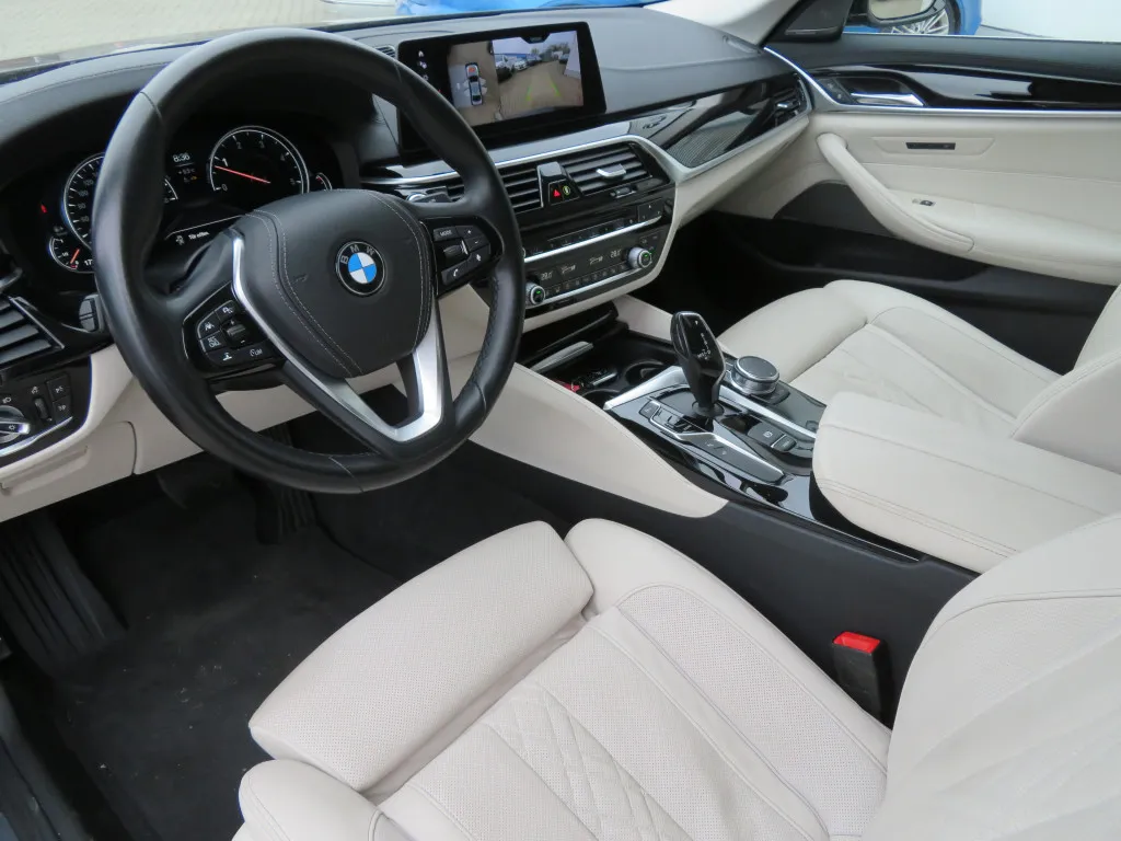 BMW 540 D XDRIVE LUXURY LINE*NAPPA*NAV PROF*PANO*H&K Image 5