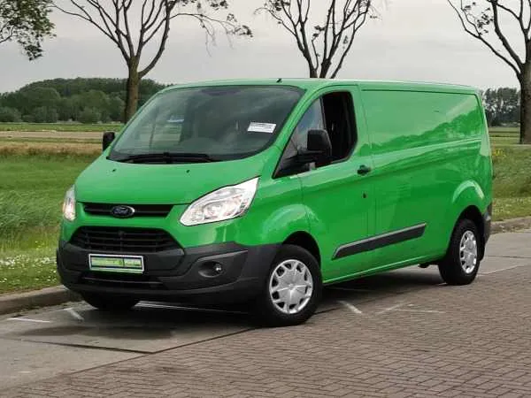 Ford Transit Custom 2.0 TD L2H1 TREND Image 2