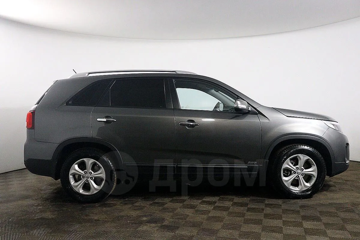 Kia Sorento Image 4